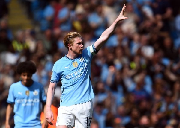 De Bruyne Manchester City career honors: 19 championships, 2 times elected Premier League player of the season