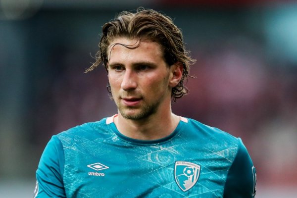 Romano: Paris is discussing Zabani s transfer with Bournemouth, and there are two other options if it fails