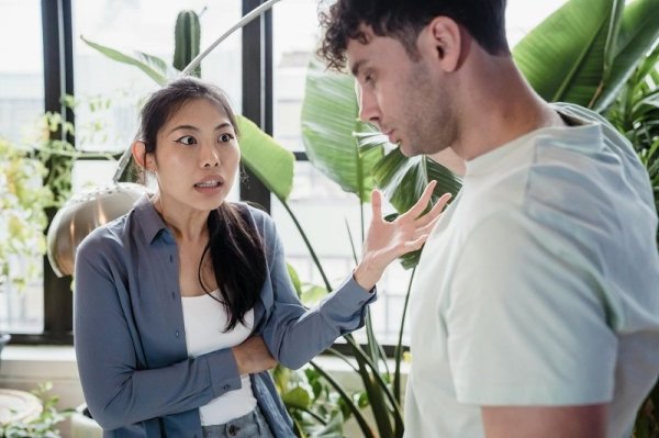 Only by changing the characters can you understand! The husband of a double-paid family becomes a child and is mainly cared for by the caregiver 