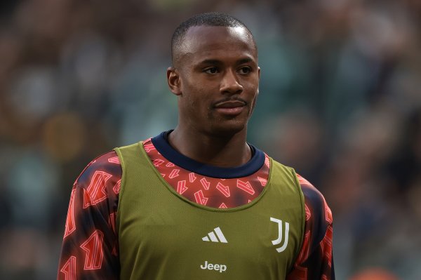 Reporter: Jaro is no longer in Juventus  future plan, and Crystal Palace & Newcastle intends to sign it