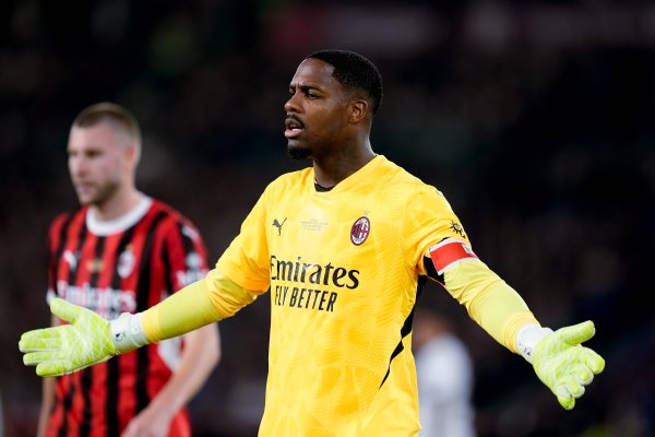 Romano: Chelsea has not restarted its plan to introduce Meinian, so we won t consider it now