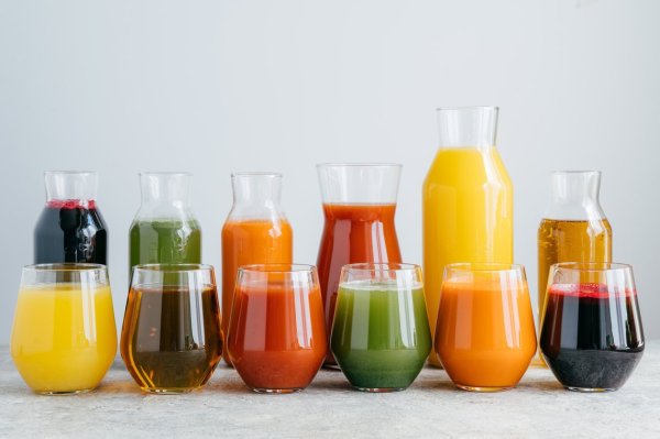 The man who can make juice the most. Professor Korean Dr. Han Bai, who does not hide privately teaches the formula of nourishing juice and anti-cancer secrets.