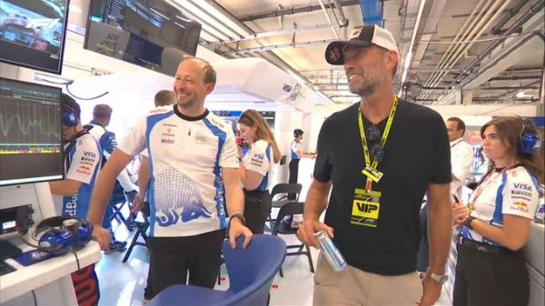 F1 official posts Klopp s photo of watching the game: Let s say hello to Klopp 👋