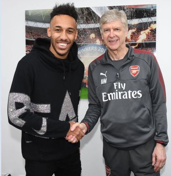 63.75 million were introduced in 2018! The Gunners s top center: 28-year-old Aubameyang, 92 goals in 163 games